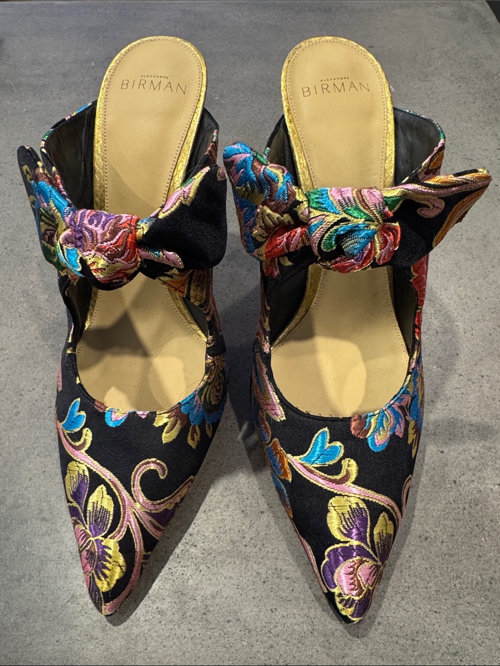 Alexandre Birman Black Floral Bow Pointed Heel Mules